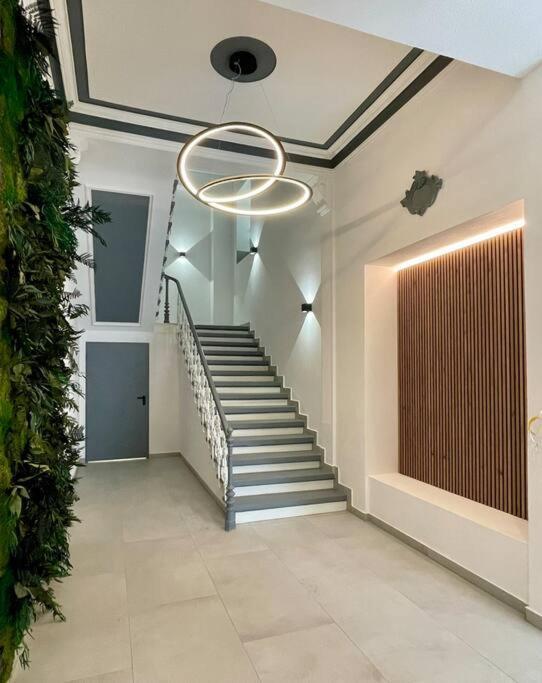 Modernes Apartment Im Zentrum Von Карлсруе Екстериор снимка